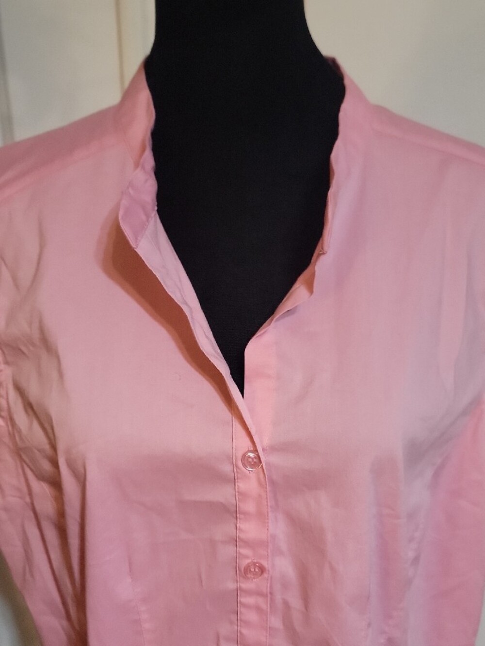 Worthington Sleeveless Button-Up Blouse in Light Pink - Picture 2 of 4